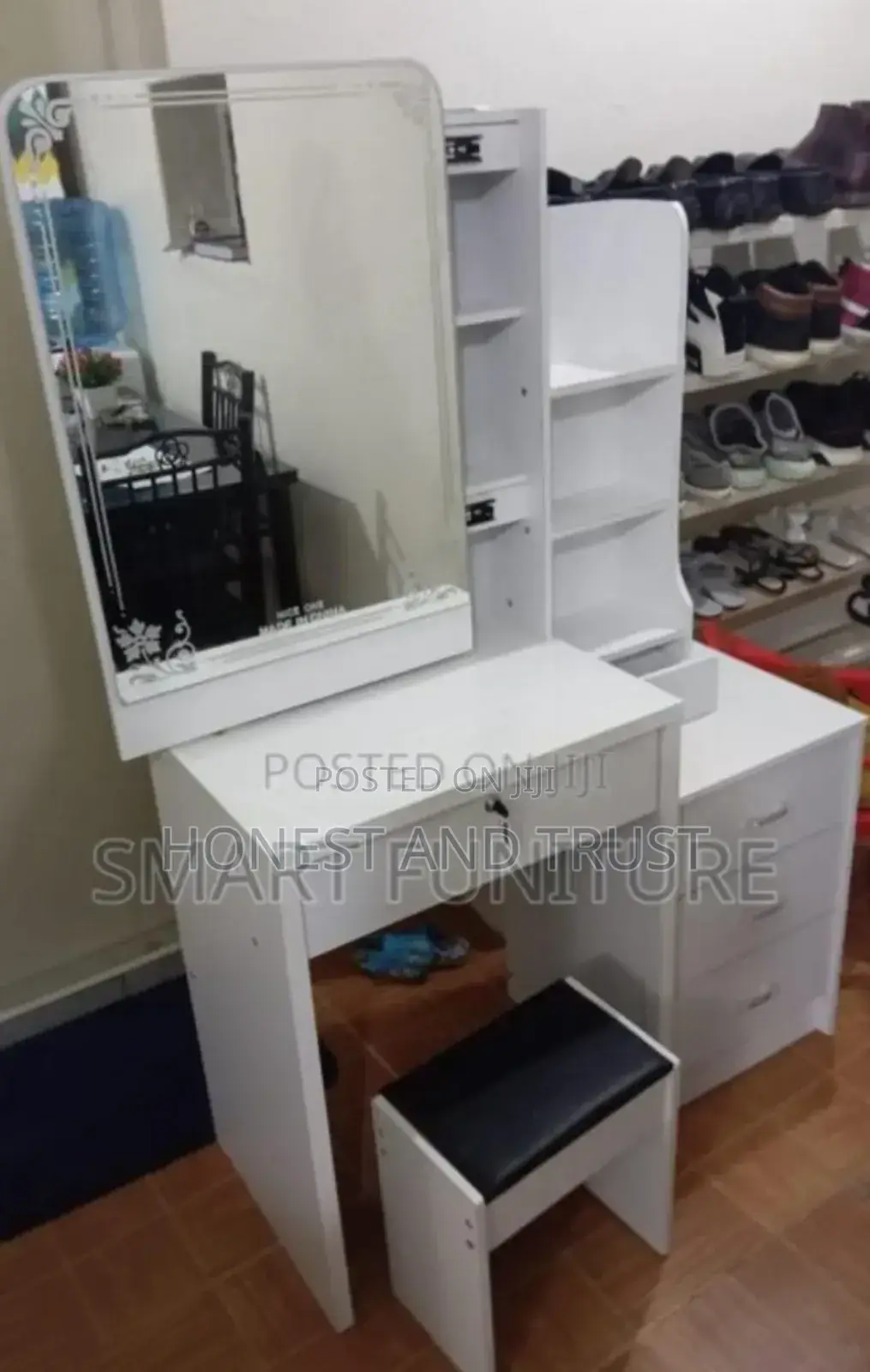 Brand New Dressing Table With Sliding Mirror 
