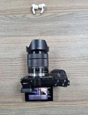 Sony Alpha Nex-7 Digital Camera With 18-55mm Lens (Black)