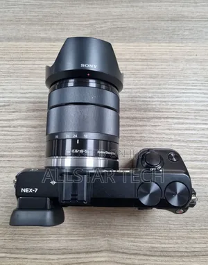 Sony Alpha Nex-7 Digital Camera With 18-55mm Lens (Black)