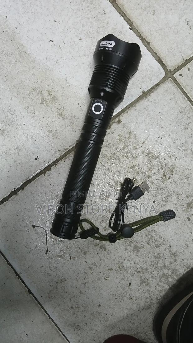 P70 Powerstyle Flashlight Security Torch With Zoom 2000watts - main view