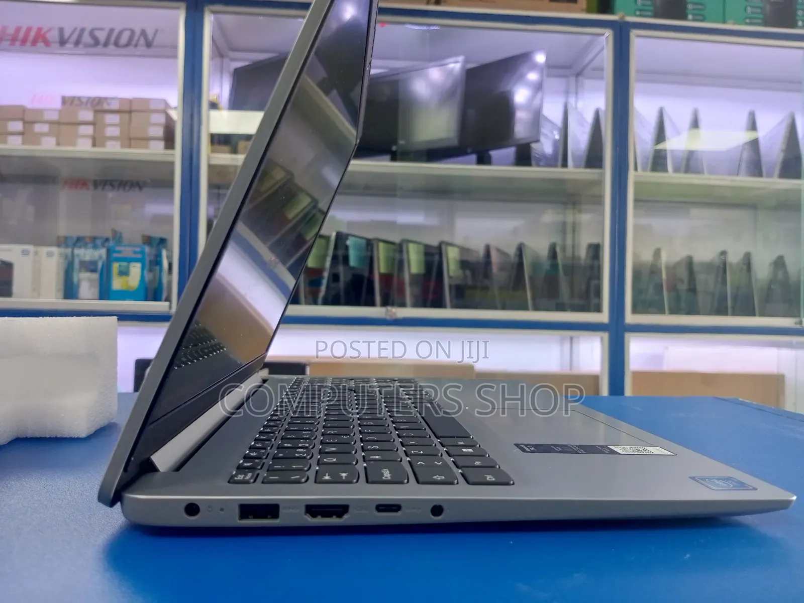 New Laptop Lenovo IdeaPad 1 4GB Intel Core 2 Duo SSD 128GB