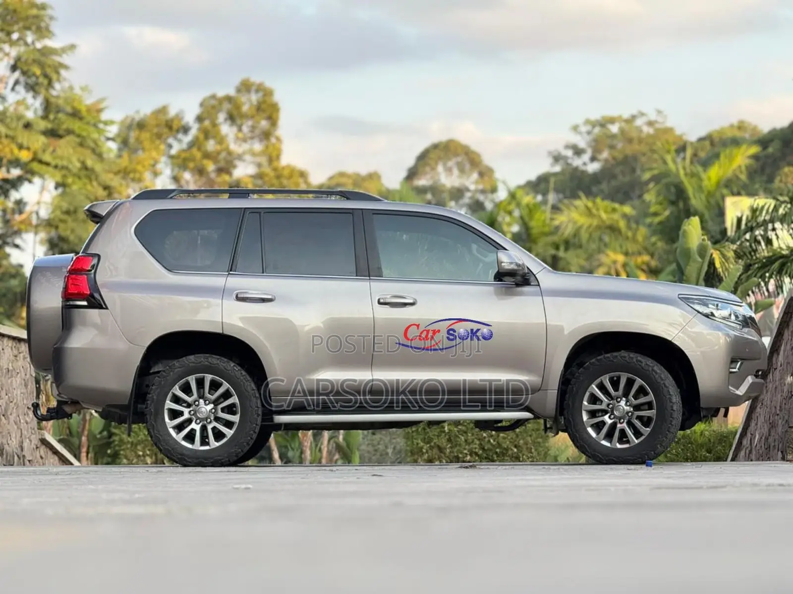 Toyota Land Cruiser Prado 3.0 190hp 2018 Beige