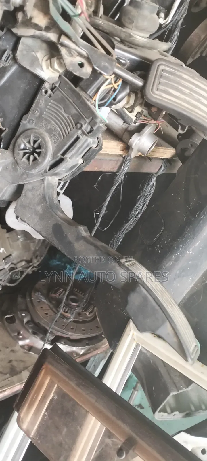 Mazda Bongo L8 Engine Pedal Sensor