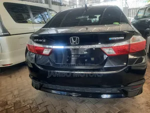 Honda Grace 1.5 Hybrid FWD 2018 Black