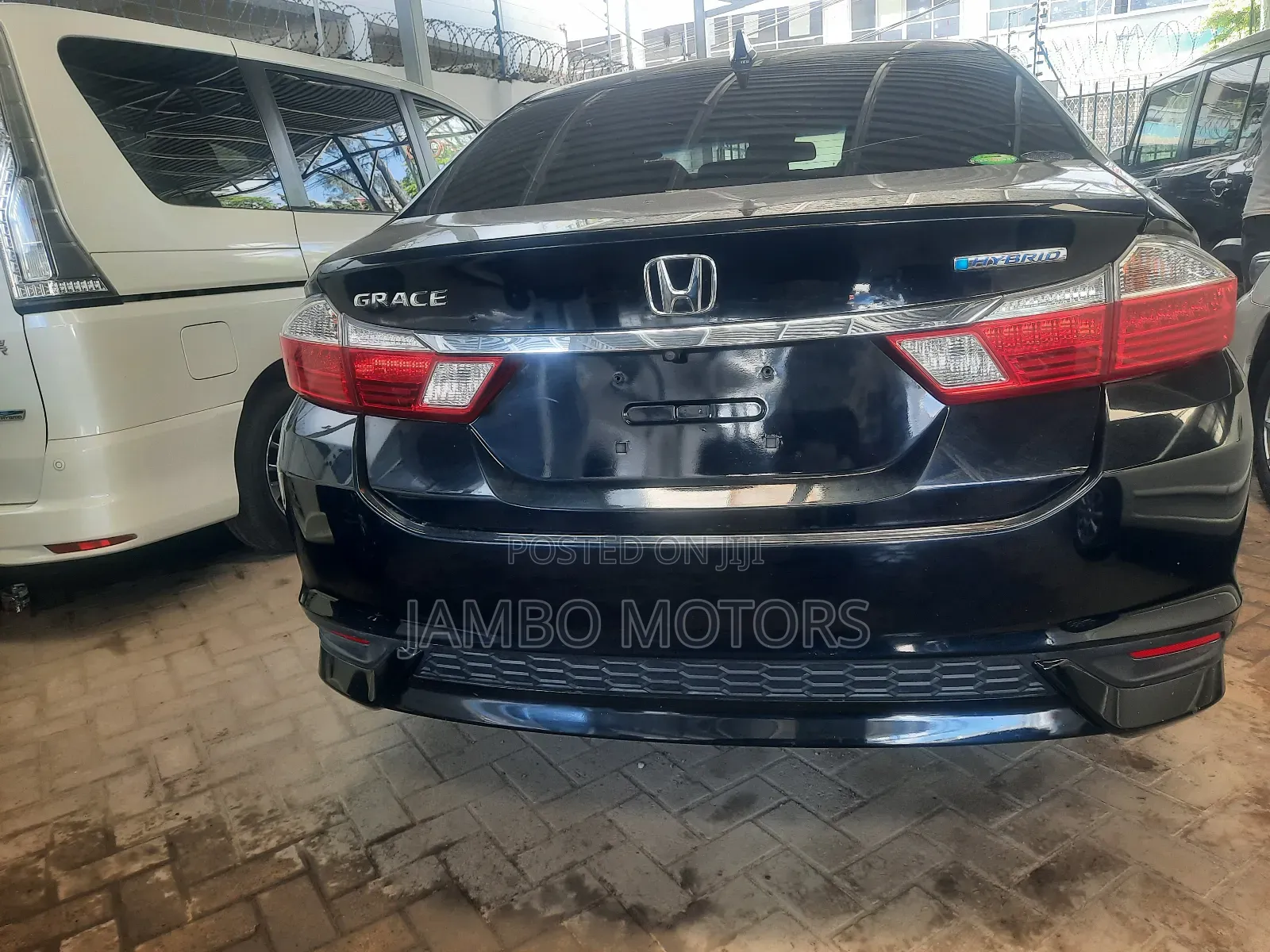 Honda Grace 1.5 Hybrid FWD 2018 Black