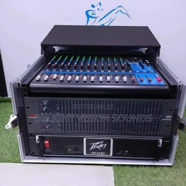 Peavey CS4080 Amplifier,Equilizer and Mixer