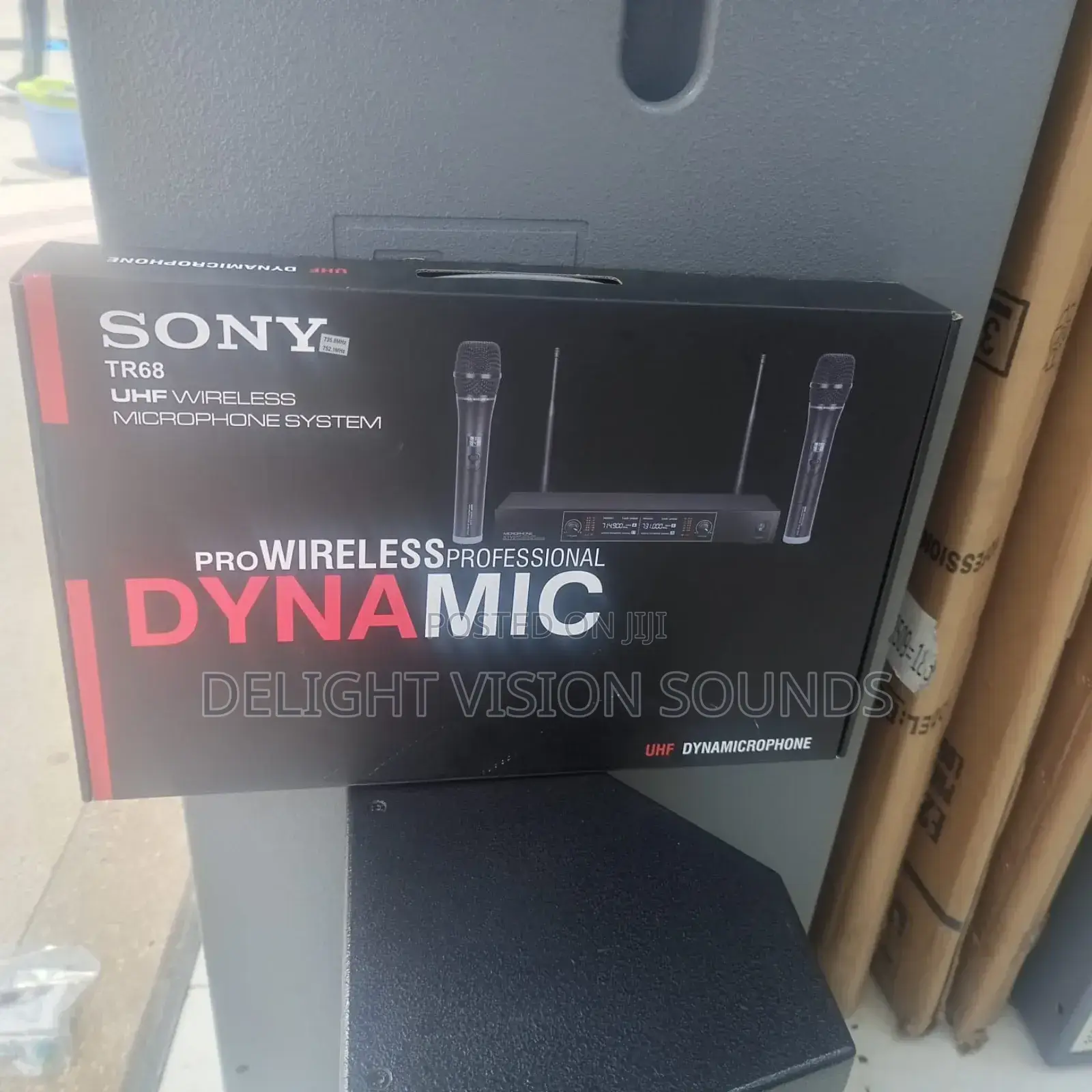 Sony TR68 UHF Wireless Microphone System