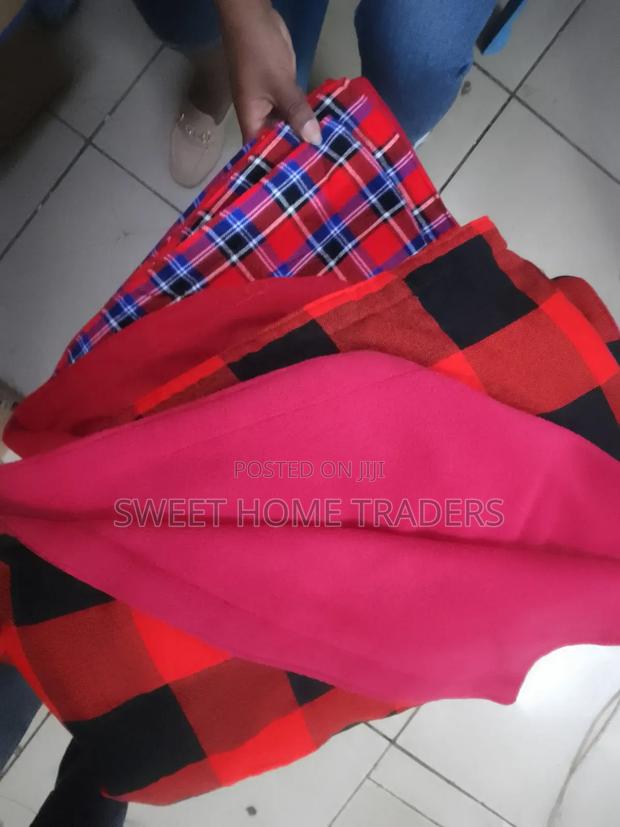 Heavy Masaai Shuka With Fleece - main view