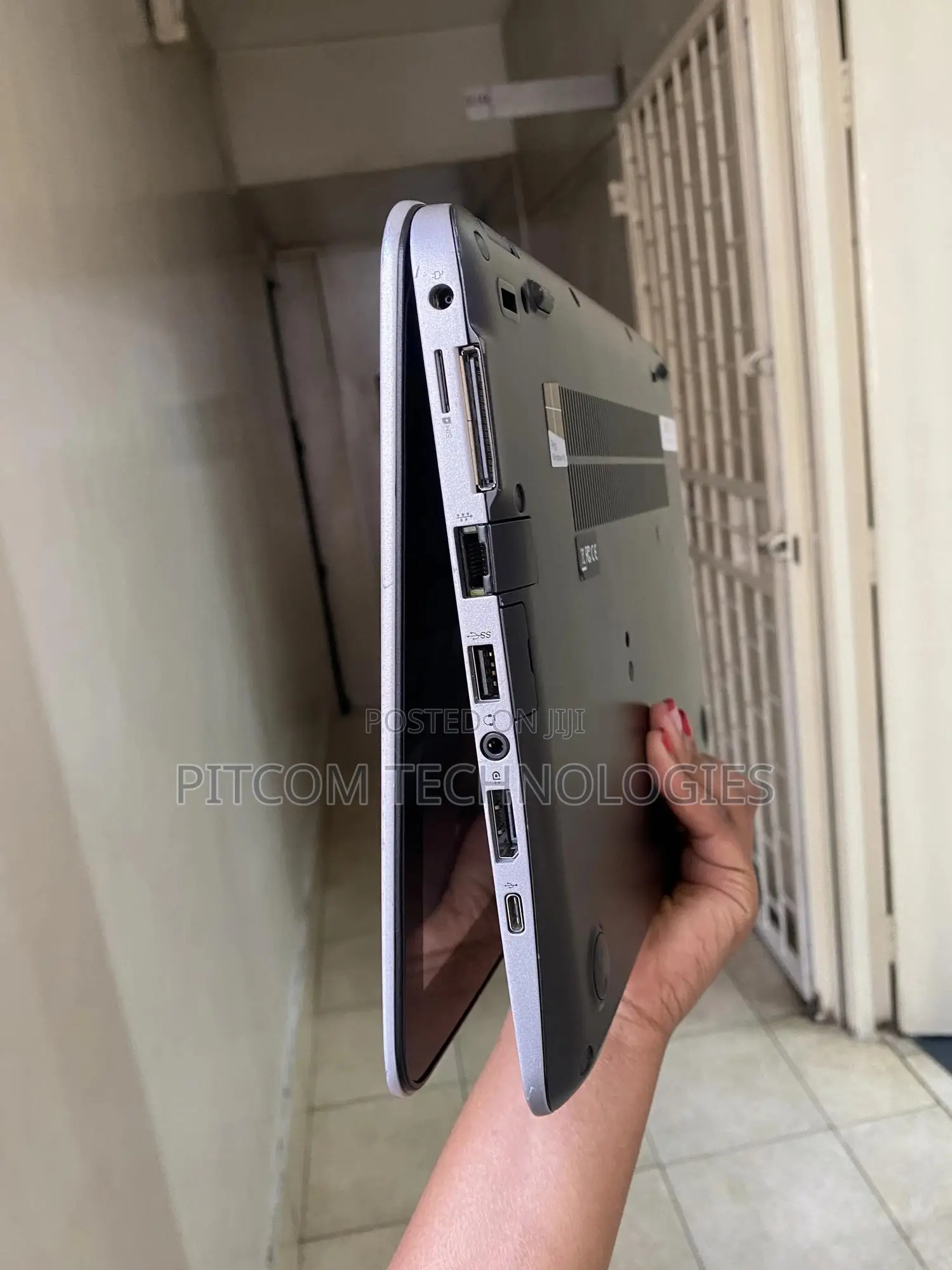 Laptop HP EliteBook 820 G3 8GB Intel Core i5 SSD 256GB