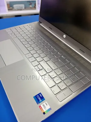 New Laptop HP Pavilion 15 8GB Intel Core I7 SSD 1T