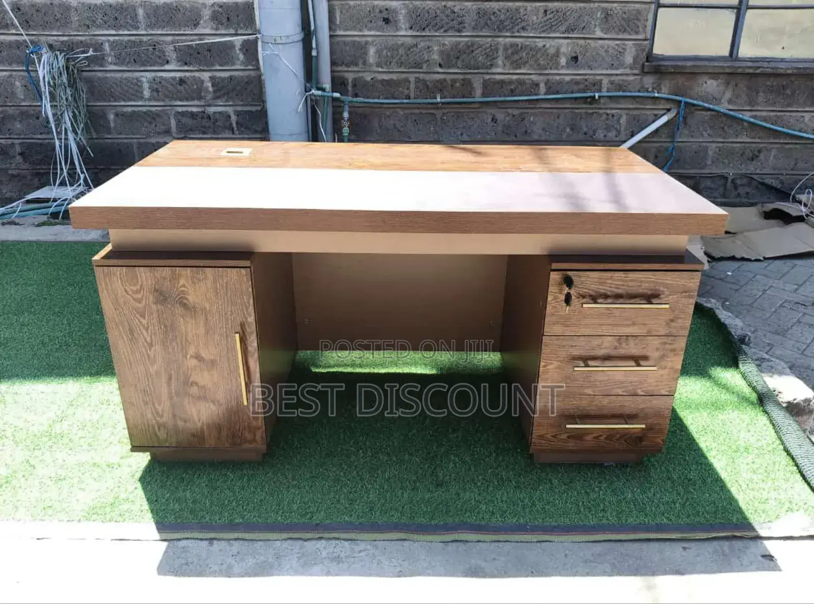Boss Executive Office Desk