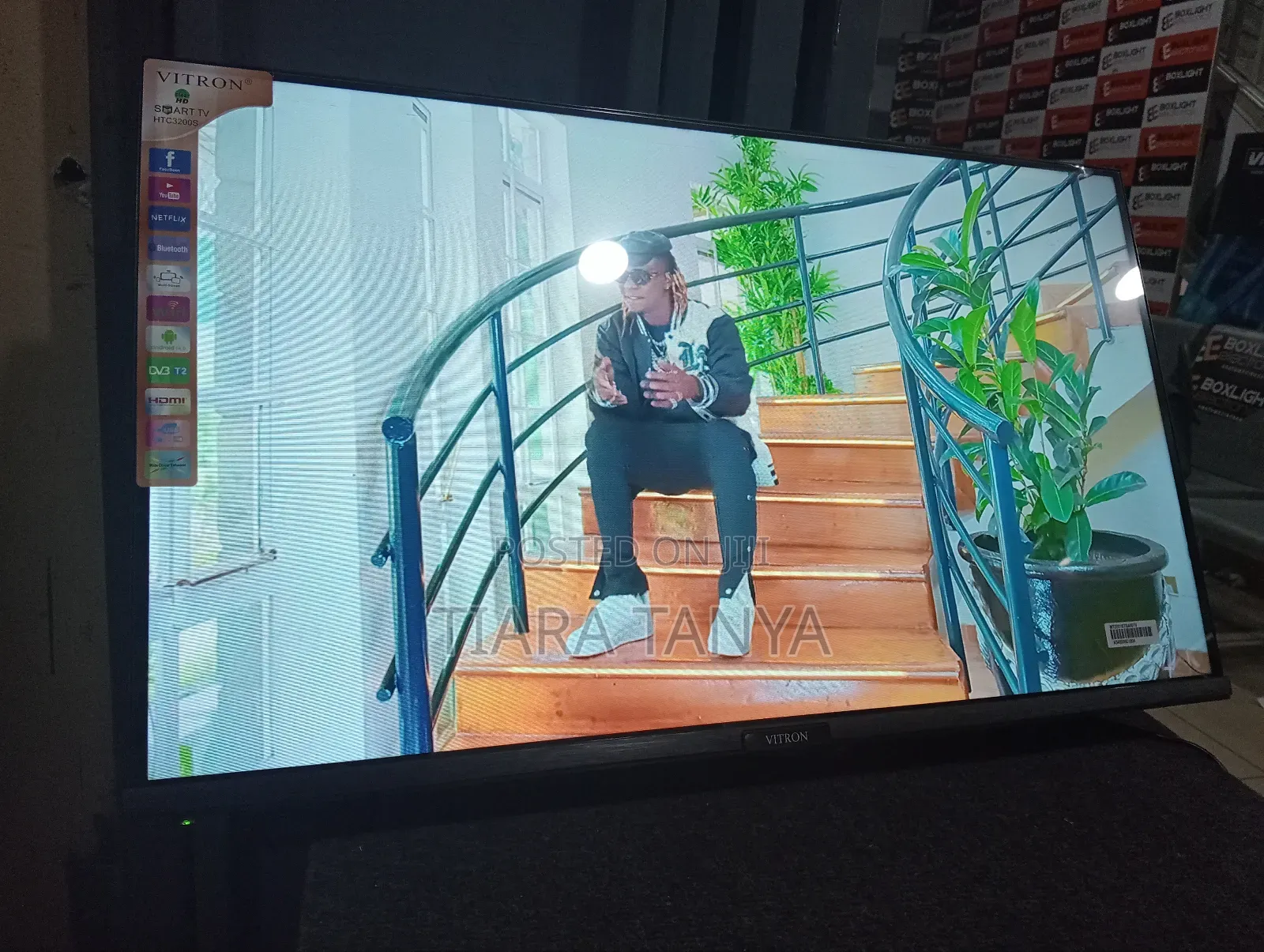 Vitron 32" Smart Android Tv