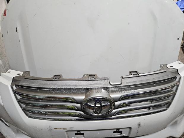 Vanguard 2010/2011/2012/2013/2014 Grille - thumbnail 2
