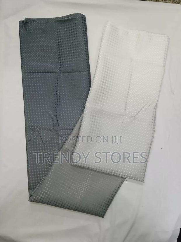 White Black Polyster Shower Curtains