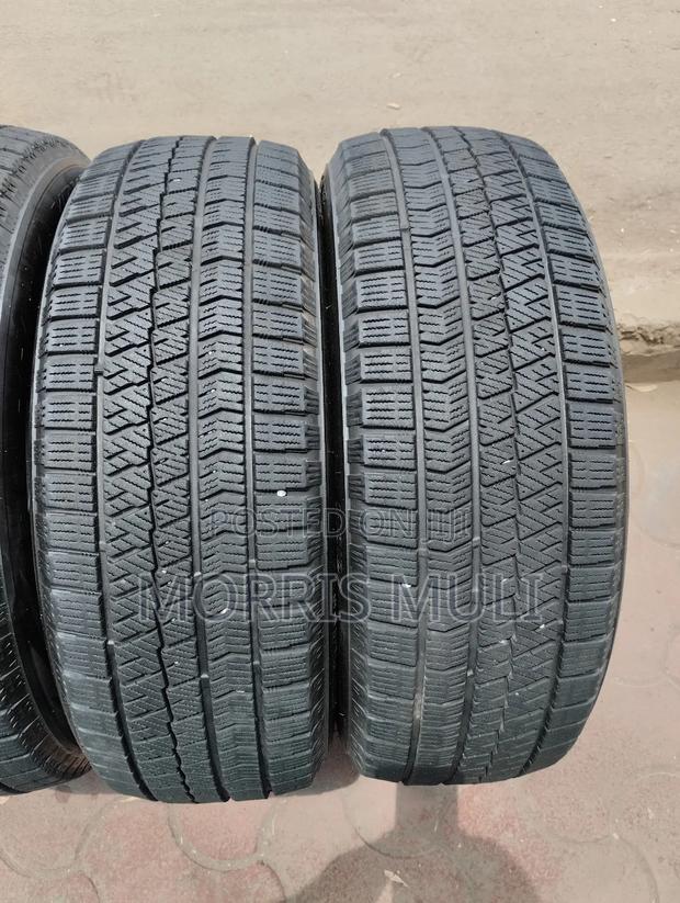 205/60r16 Bridgestone - thumbnail 3