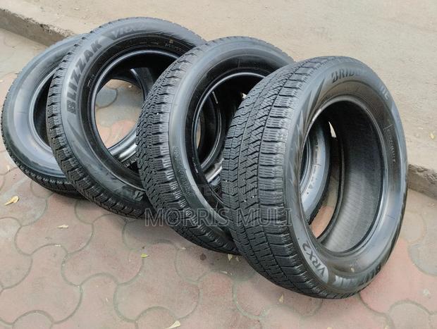 205/60r16 Bridgestone - thumbnail 4