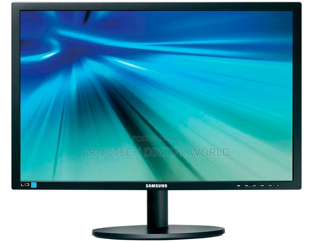 Samsung Edge to Eddge Monitor - main view