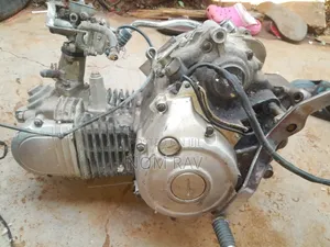Yamaha Crux Engine