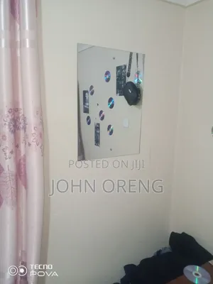 Ordinary Wall Mirrors