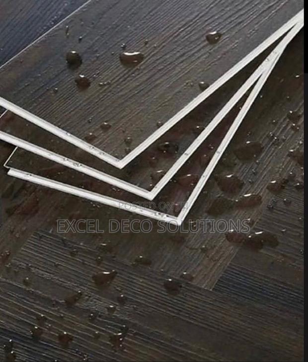 100% Waterproof Flooring - main view