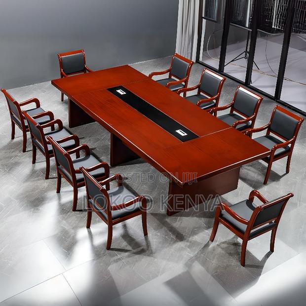 Boardroom Table: 3 Meters Standard Conference Table