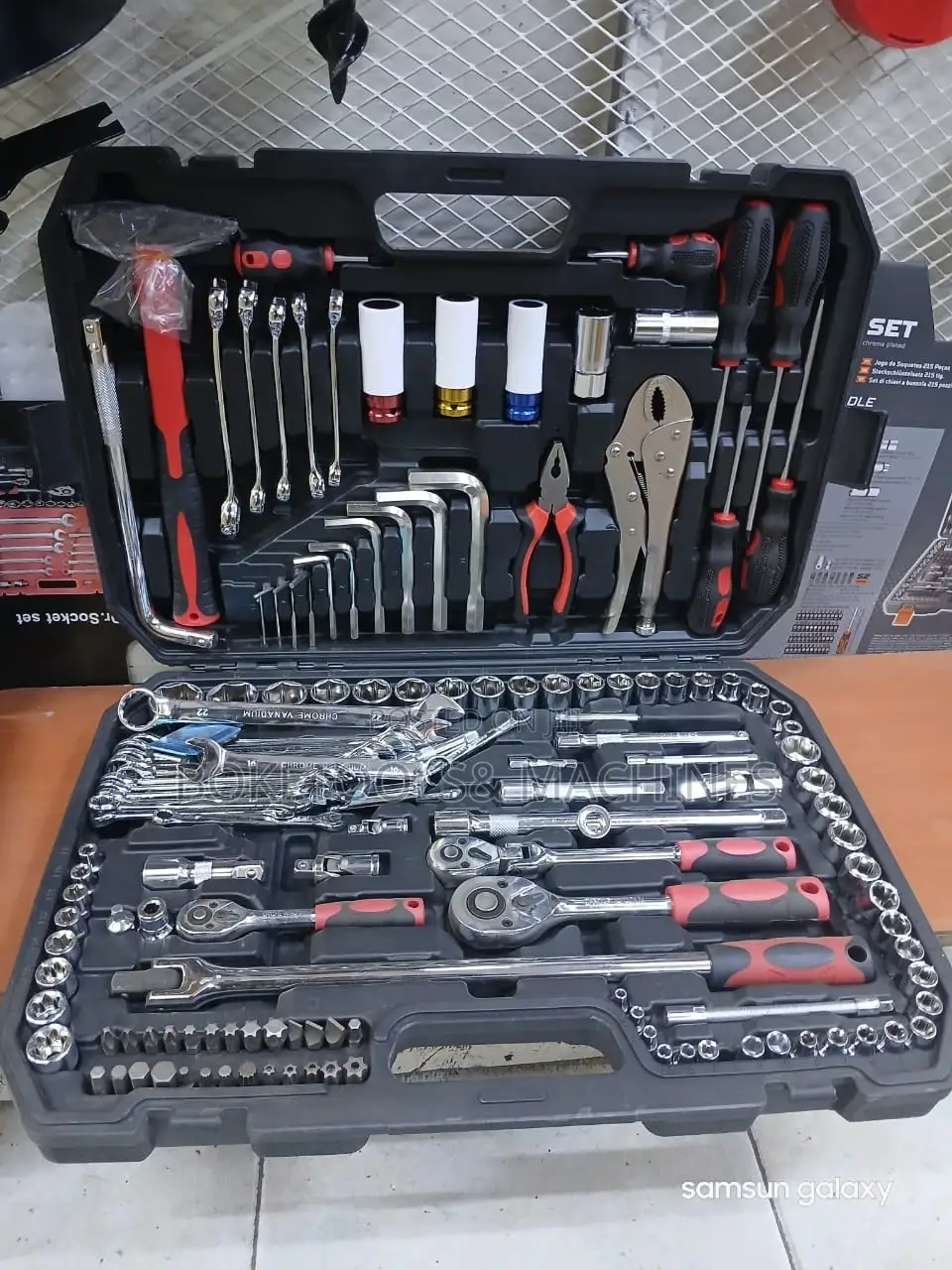 Reliable 142 Pieces Toolkit