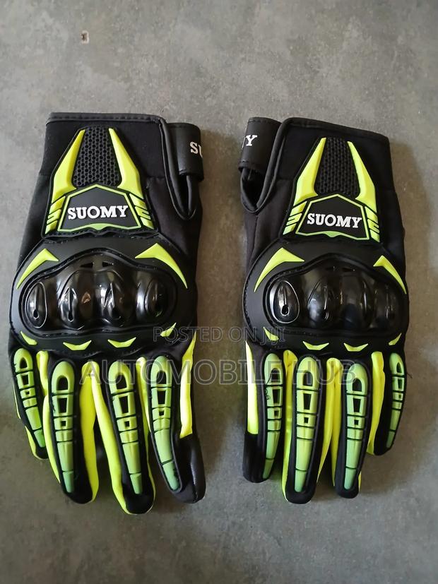 Quality Antislip Riding Gloves Different Sizes - main view