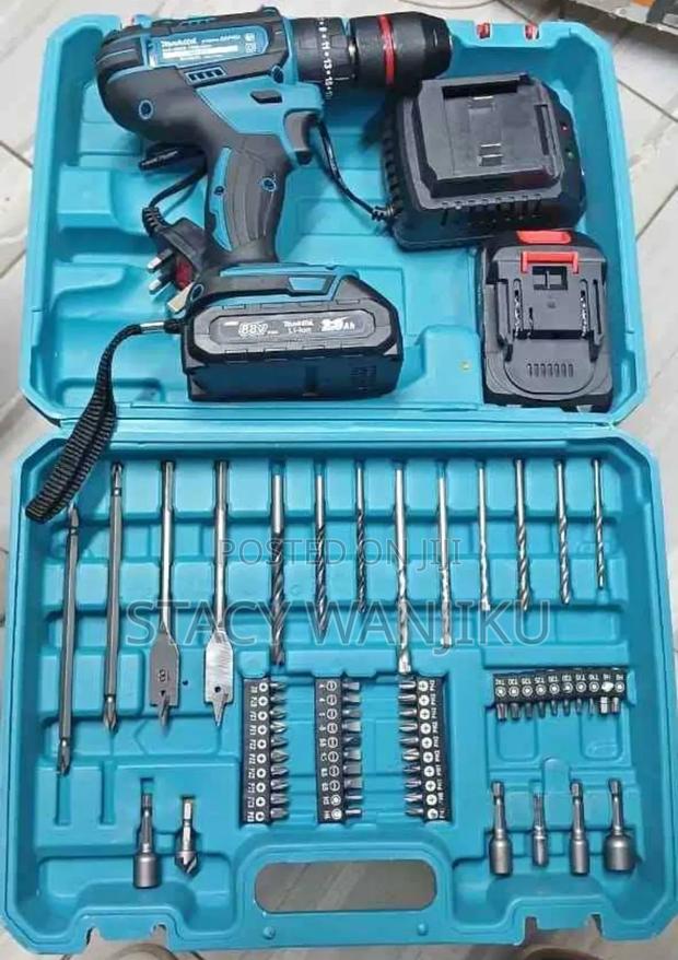 88v Makita Rechargeable Drill / Cordless Drill - main view