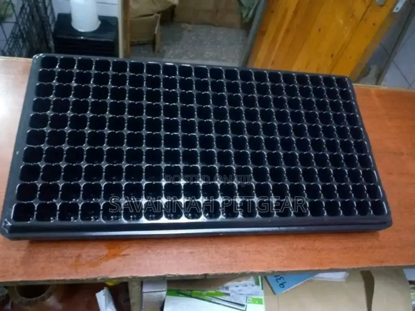 Seedling Propagating Trays 21,50,72,128,200, 288 Holes