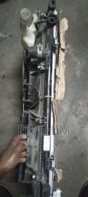 2015 Honda Fit Hybrid Radiator