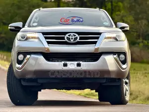 Toyota Fortuner 2.8 D AWD 2017 Silver