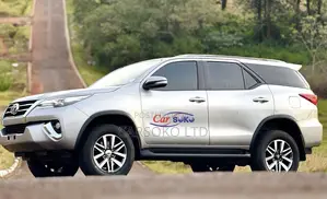 Toyota Fortuner 2.8 D AWD 2017 Silver