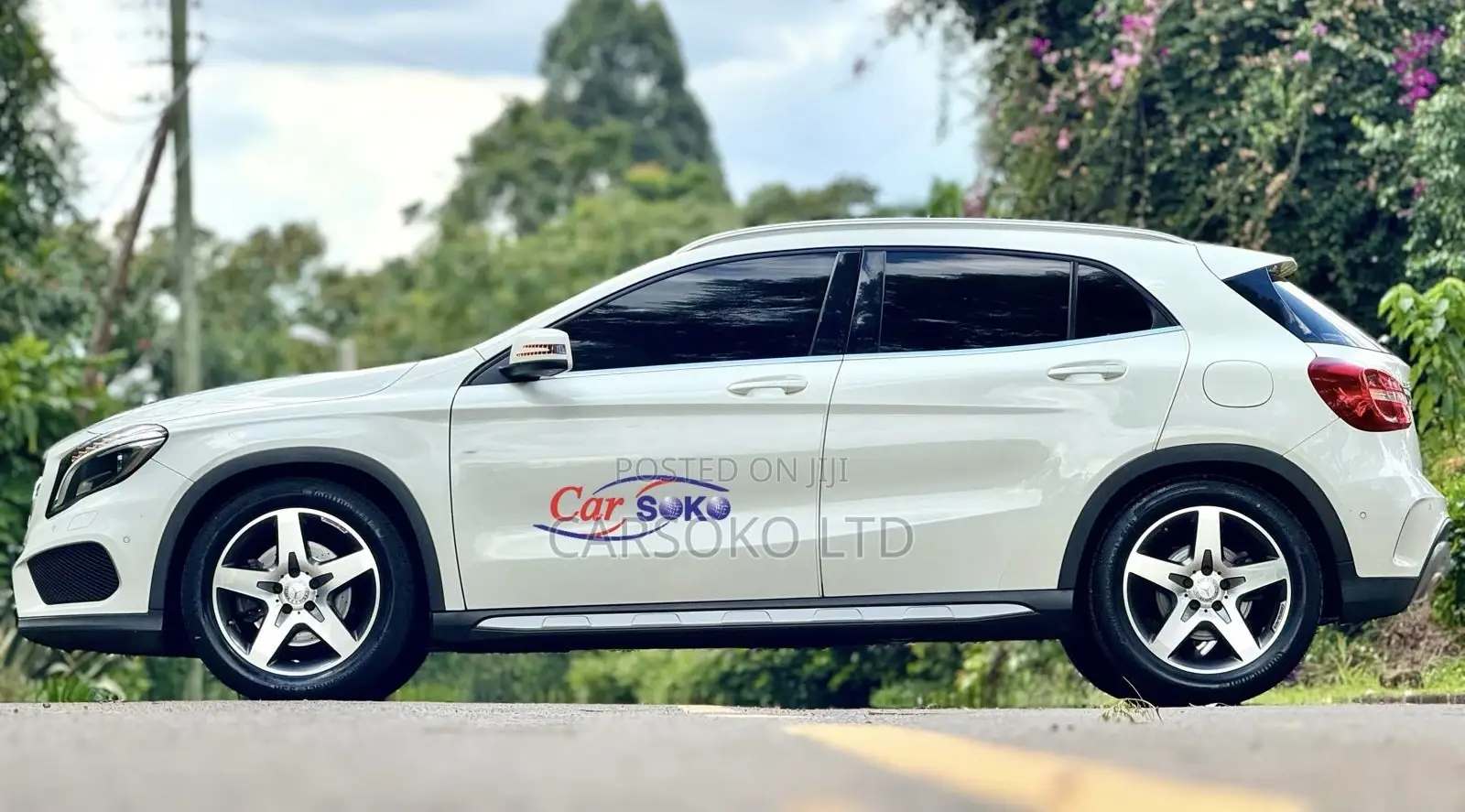 Mercedes-Benz GLA 250 2016 White