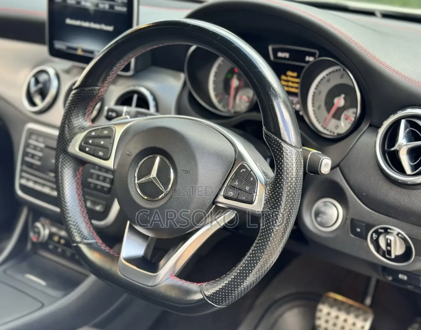 Mercedes-Benz GLA 250 2016 White