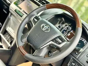 Toyota Land Cruiser Prado 3.0 172hp 2017 White