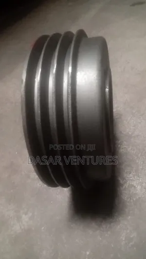 Pulley JD 1130 Engine