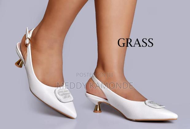 Back Open Low Heel Shoes - thumbnail 2