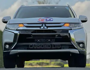 Mitsubishi Outlander 2017 White