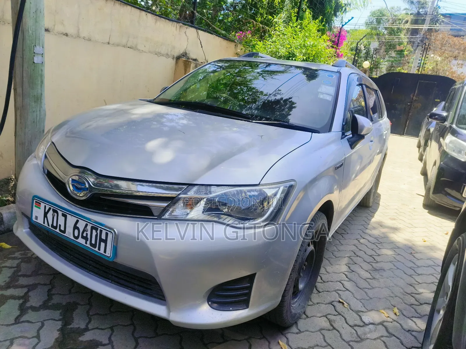 Toyota Corolla Fielder 2015 Silver