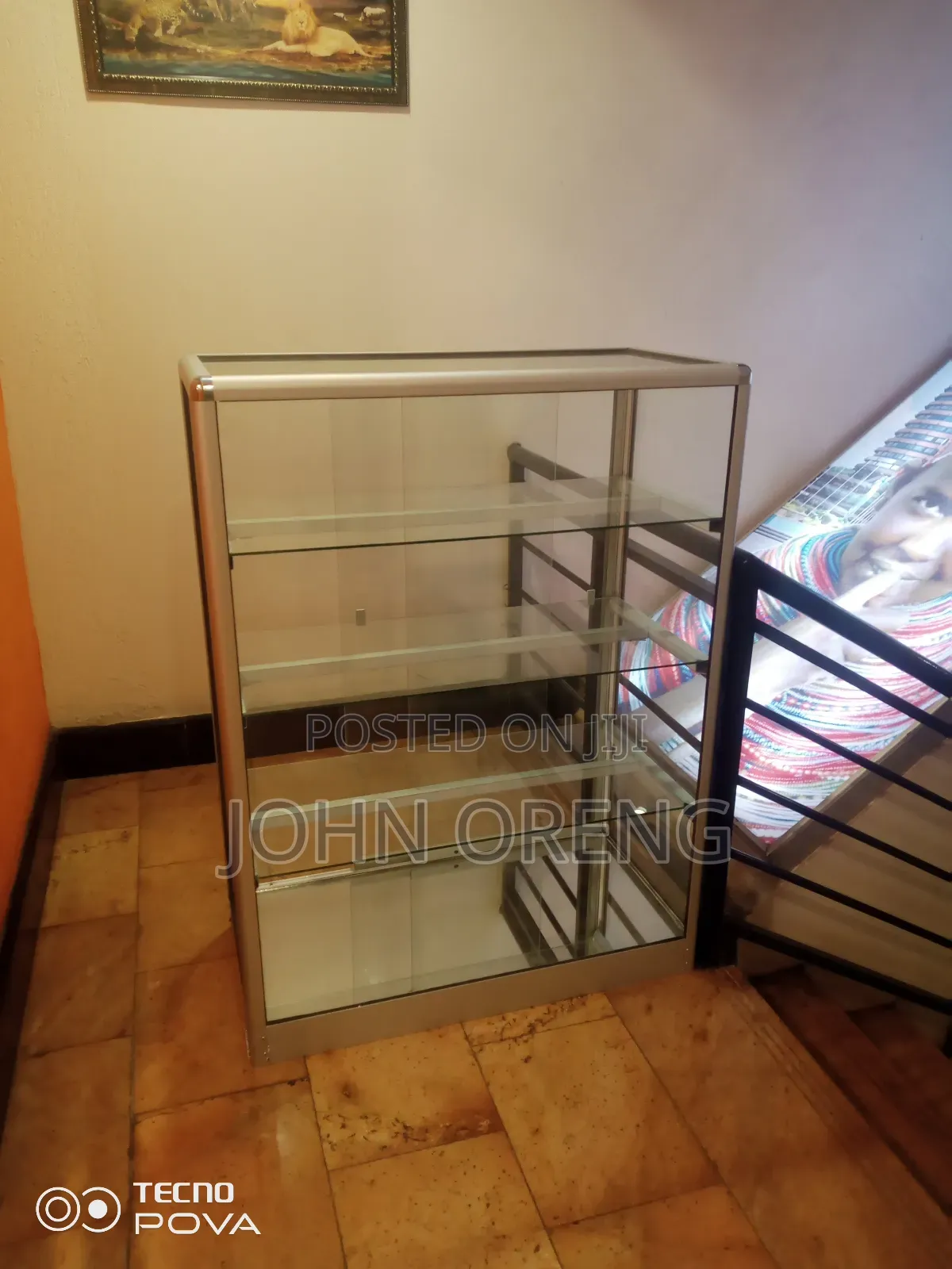 Aluminium Displays With Sliding Doors and Push Locks
