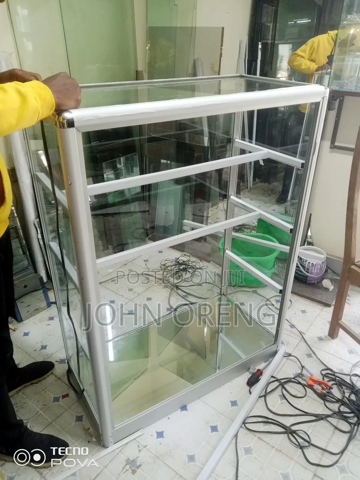Aluminium Displays With Sliding Doors and Push Locks