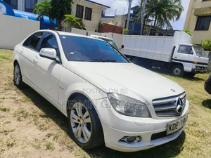 Mercedes-Benz C250 2015 White