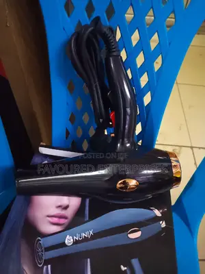 Nunix Blow Dry Machine - 2400W - Black