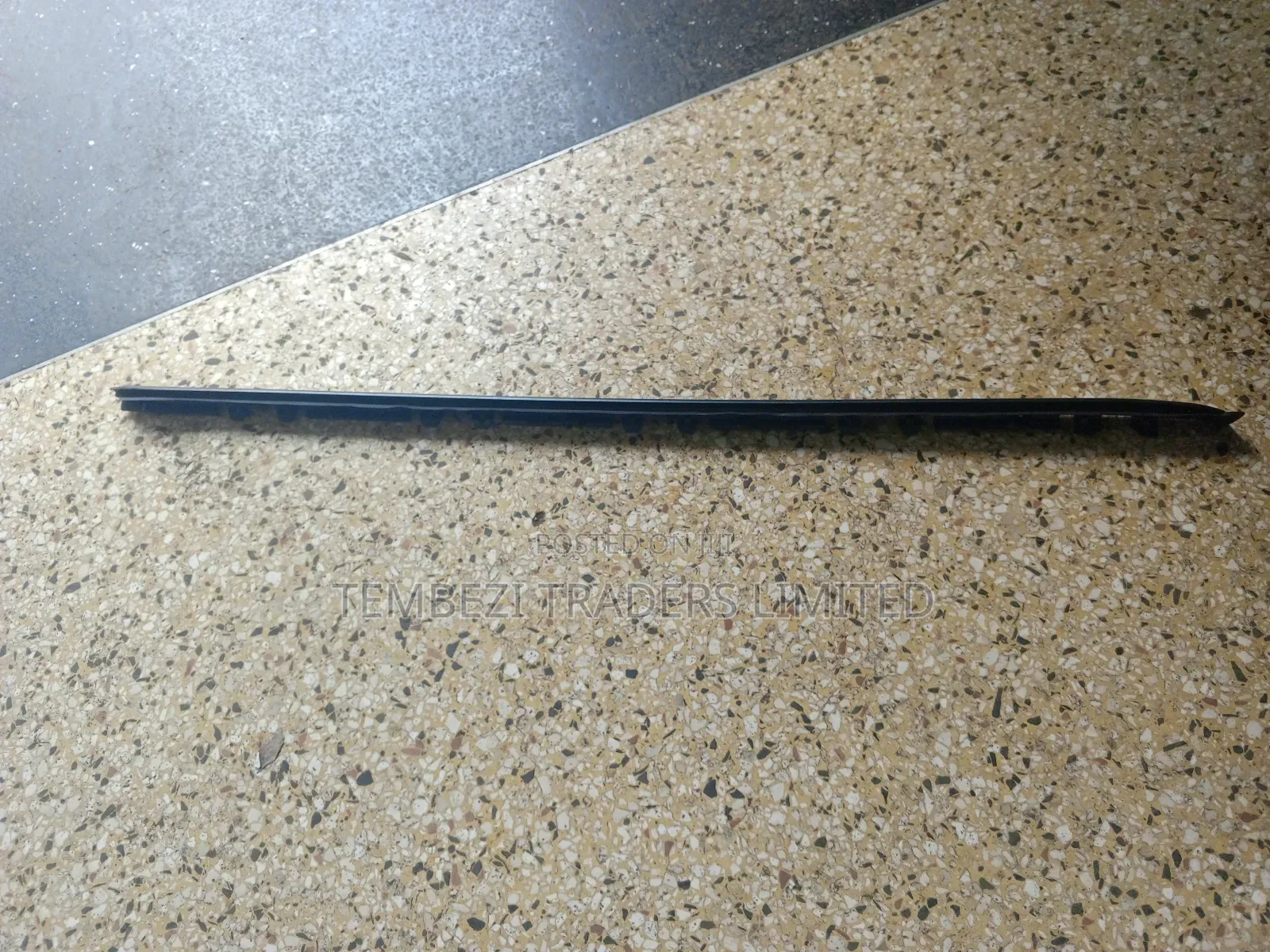 Windscreen Weather Strip Finisher Toyota Landcruiser Prado