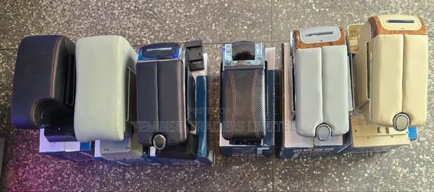 Universal Arm Rest With USB - main view