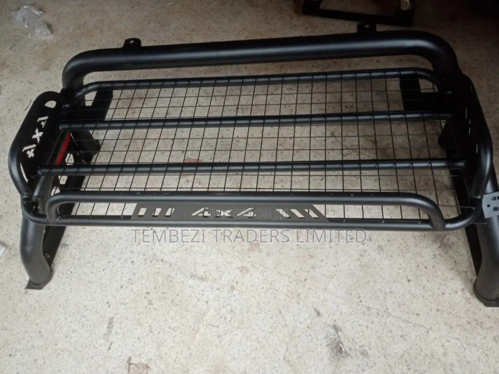 Universal Heavy Duty 4*4 Roll Bar With Carrier