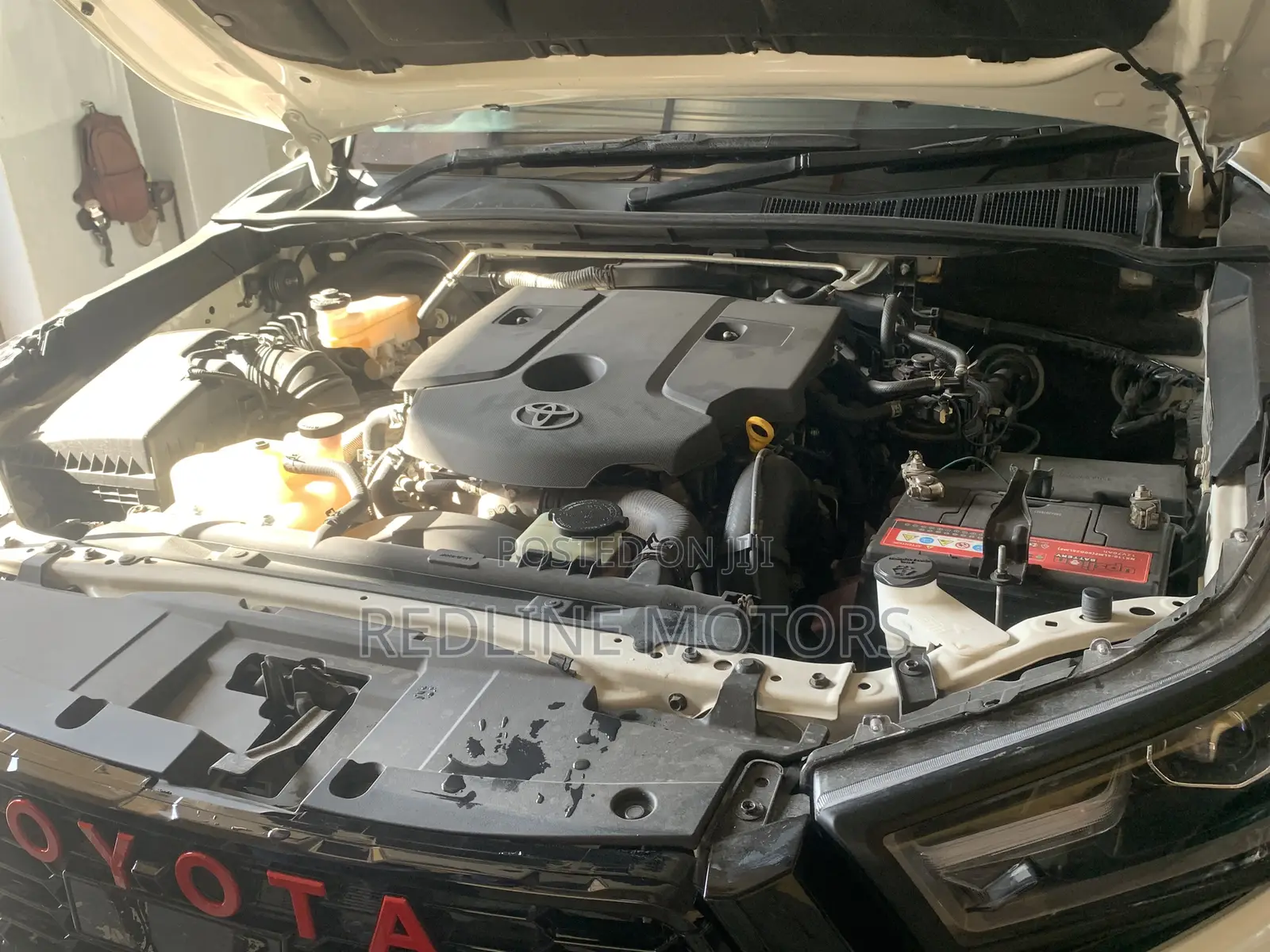 Toyota Hilux SR5 4x4 2017 Off white