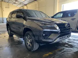 Toyota Fortuner 2.8 D AWD 2018 Gray