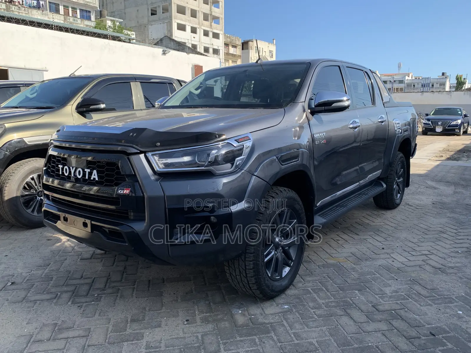Toyota Hilux SR5 4x4 2016 Gray