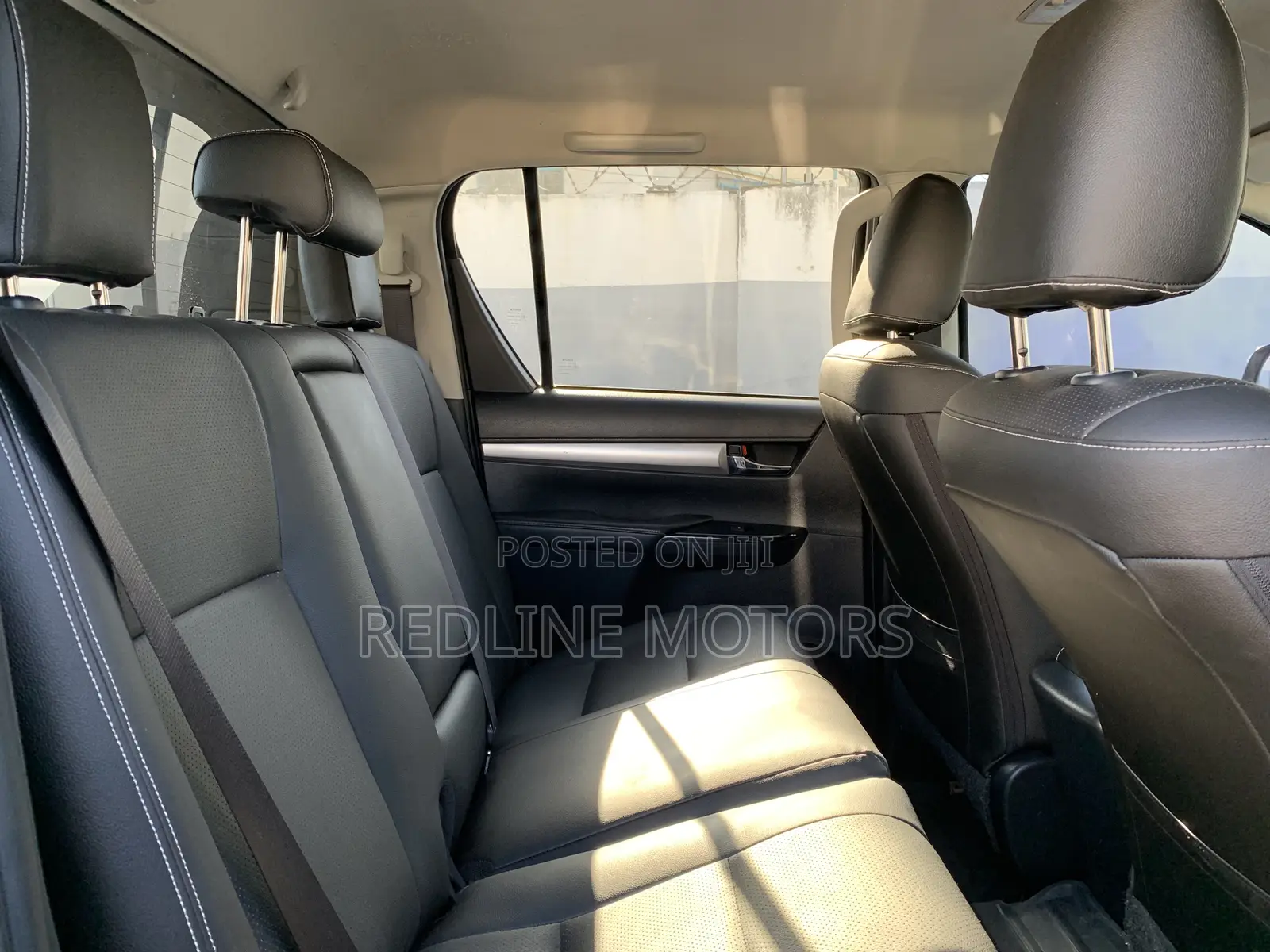 Toyota Hilux SR5 4x4 2016 Gray